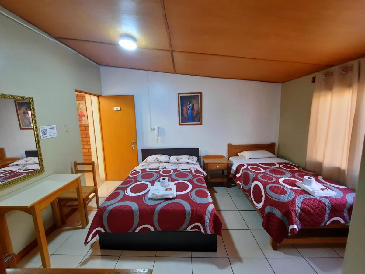 Hostal Dulzura Caraz Exterior foto